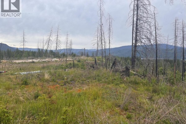 2839 Garland Road, Celista, BC V0E1M6 Photo 2