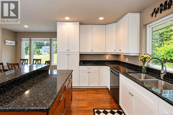 Bathroom - 2839 Wedgewood Dr, Duncan, BC V9L6B1 Photo 4