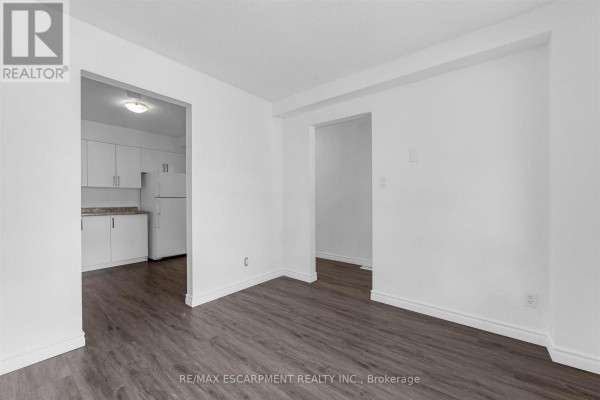 Bedroom - 284 - 100 Brownleigh Avenue, Welland, ON L3B5V8 Photo 4