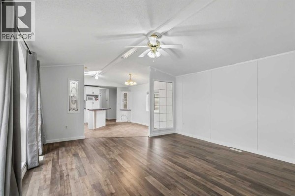 4pc Bathroom - 284 Caouette Crescent, Fort Mcmurray, AB T9K2H9 Photo 5