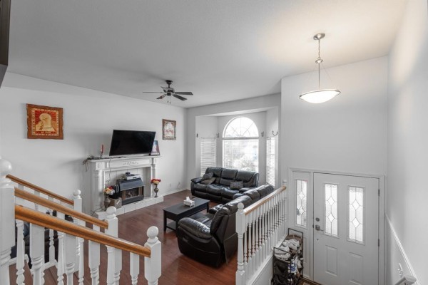 2840 Pacific Place, Abbotsford, BC V2T4X8 Photo 5