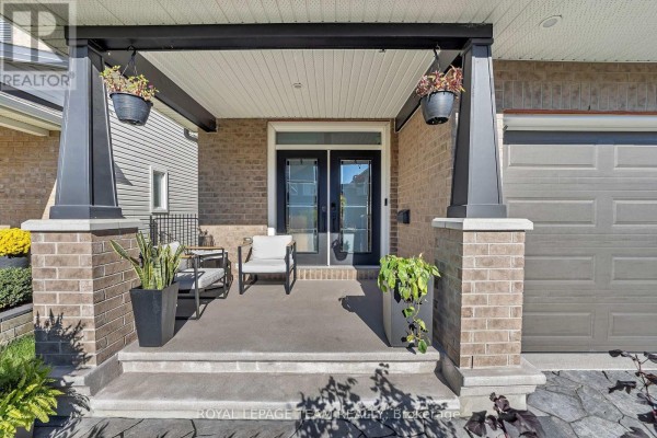 2842 Grand Canal Street, Ottawa, ON, photo 2