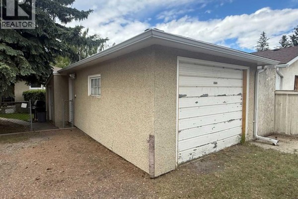 Bedroom - 2848 24 Street  Nw, Calgary, AB T2M3Z3 Photo 5