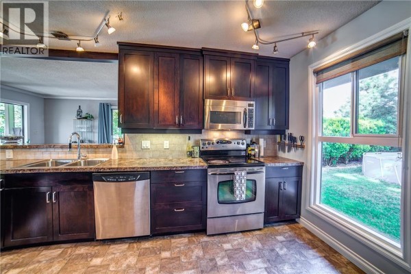 Bedroom - 2848 Glasgow Road, West Kelowna, BC V4T1J7 Photo 5