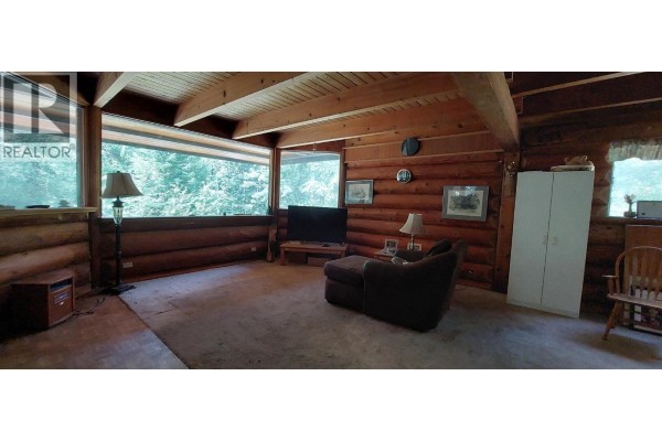 Office - 2848 Jourdenais Road, Hagensborg, BC V0T1H0 Photo 5