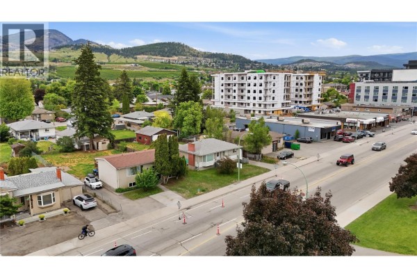 285-295 Rutland Road N, Kelowna, BC V1X3B1 Photo 4