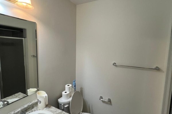Bedroom 2 - 285 Casson Point, Milton, ON L9E0A1 Photo 4