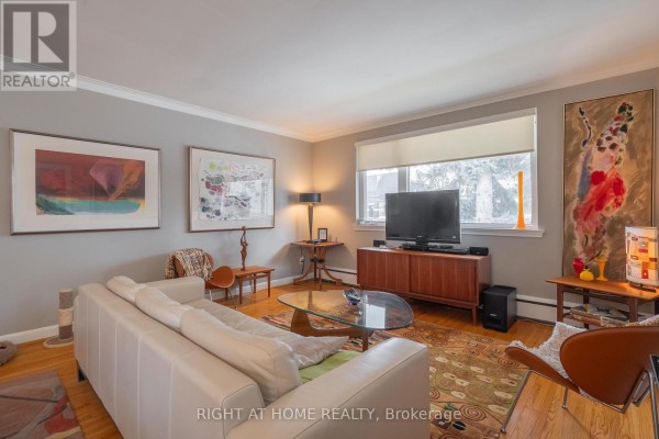 285 Richmond Street, Richmond Hill, ON L4C3Z2 Photo 5