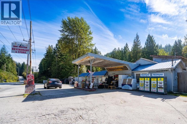 28568-28588 Dewdney Trunk Road, Maple Ridge, BC V2W1M1 Photo 5