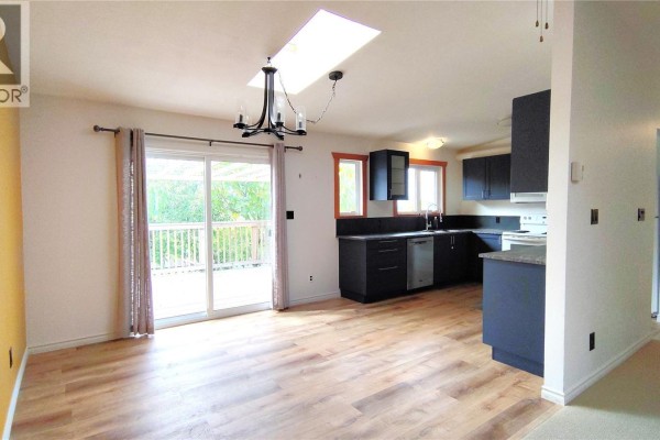 Living room - 2858 14th Ave, Port Alberni, BC V9Y2X5 Photo 5