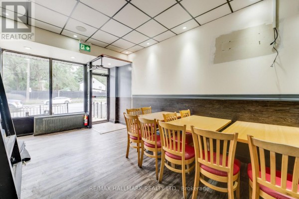 2859 St Clair Avenue E, Toronto, ON, photo 3