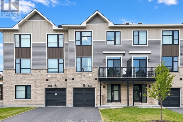 286 Elsie Macgill Walk, Ottawa