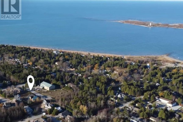 286 Grosvenor Street S, Saugeen Shores, ON, photo 3