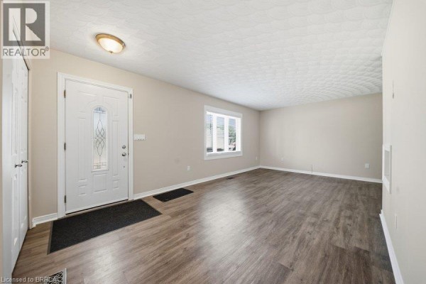 Living room - 286 Oakland Road Unit# B, Scotland, ON N0E1R0 Photo 5