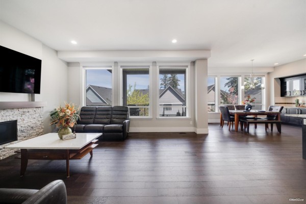 2862 Helc Place, Surrey, BC V3Z0C6 Photo 4