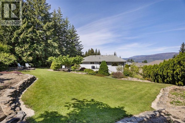 Storage - 2864 Hilltop Road, Sorrento, BC V0E2W1 Photo 3