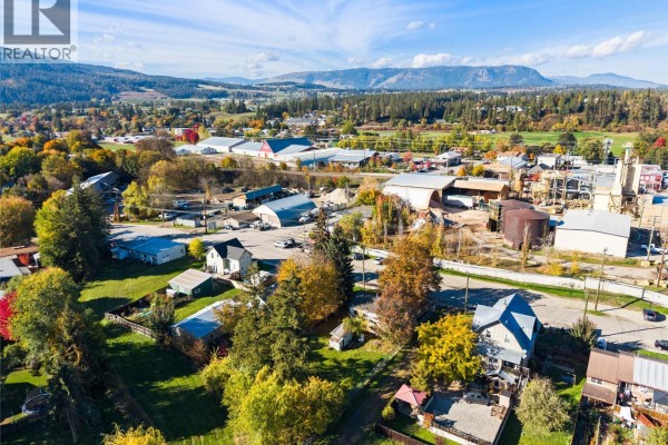 2865 Patterson Avenue, Armstrong, BC V0E1B0 Photo 5