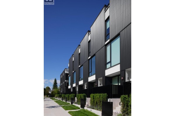 2866 Nanaimo Street, Vancouver, BC V5M2E1 Photo 5