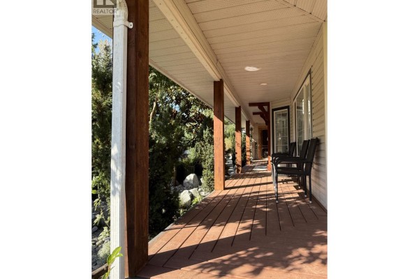 28675 98 Avenue, Maple Ridge, BC V2W1K9 Photo 4