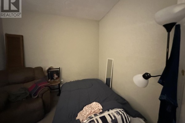 287 Stewart Street, Peterborough, ON K9J3N2 Photo 4