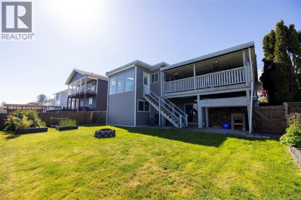 Family room - 2874 Woodland Dr, Port Mcneill, BC V0N2R0 Photo 5