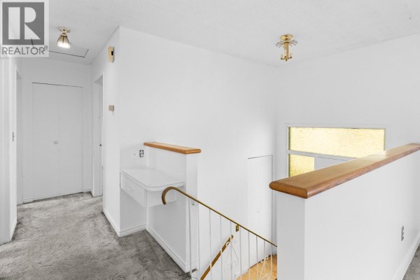 Bedroom - 2877 Springfield Road, Kelowna, BC V1X4M5 Photo 5