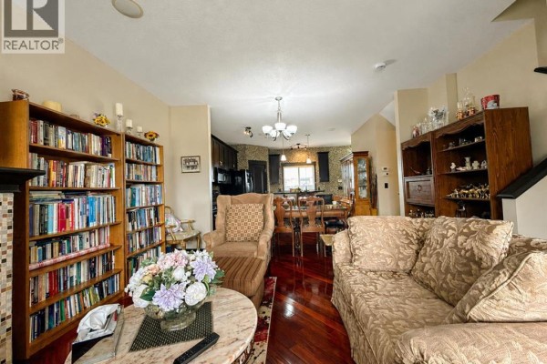 4pc Bathroom - 288 Rainbow Falls Drive, Chestermere, AB T1X0E4 Photo 4