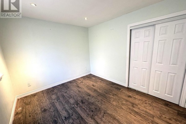 Laundry room - 288 River Road E, Wasaga Beach, ON L9Z2L7 Photo 5