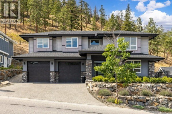 Living room - 288 Upper Canyon Drive N, Kelowna, BC V1V3C7 Photo 3