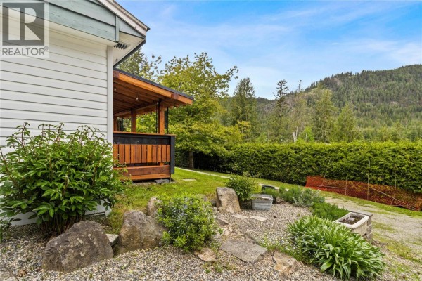 2885 White Lake Road, White Lake, BC, photo 2