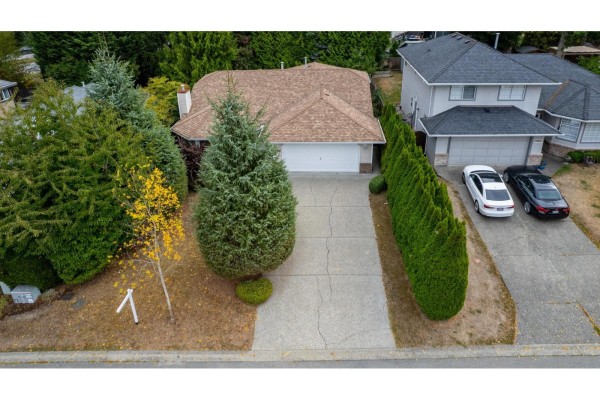 2888 153a Street, Surrey, BC V4P1G5 Photo 3