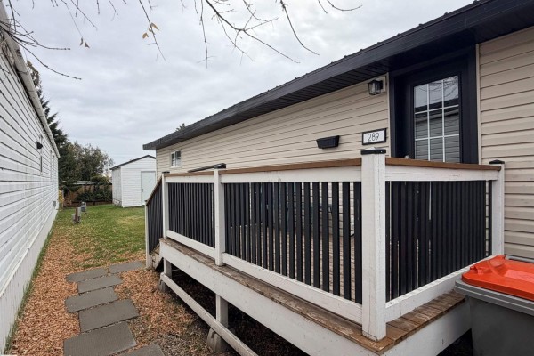 Dining room - #289 53222 Rge Rd 272, Rural Parkland County, AB T7X3N9 Photo 2