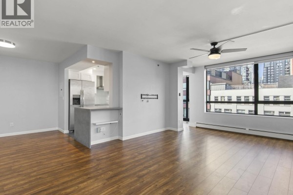 289 Drake Street, Vancouver, BC V6B5Z6 Photo 3