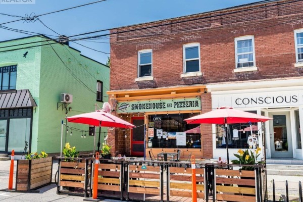 289 Main Street W, King, ON, photo 2
