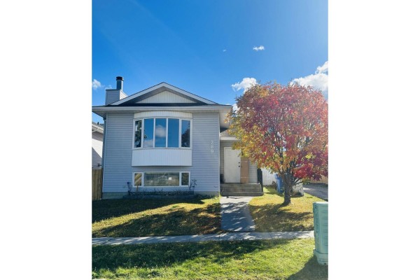 289 Tocher Av, Hinton