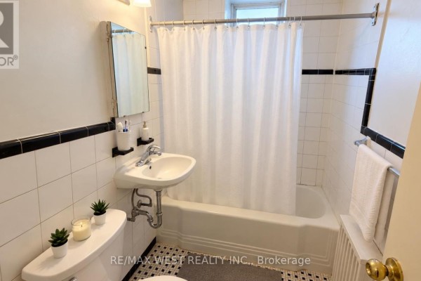 29 - 10 Crown Hill Place, Toronto, ON M8Y4C6 Photo 5