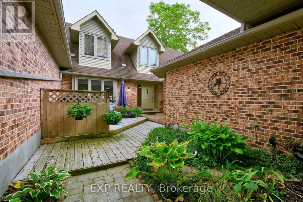 Foyer - 29 - 1443 Commissioners Road, London South, ON N6K1E2 Photo 4