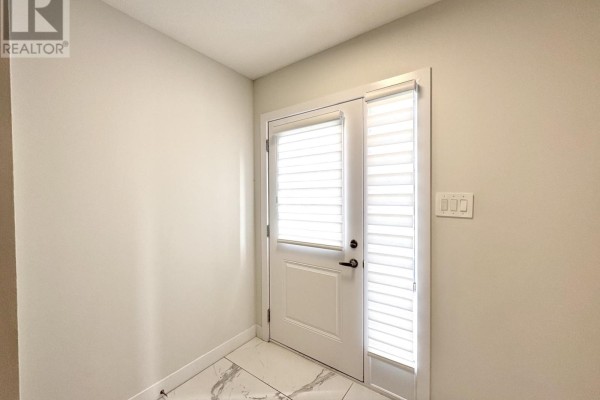 29 - 349 Southdale Road E, London South, ON, photo 3