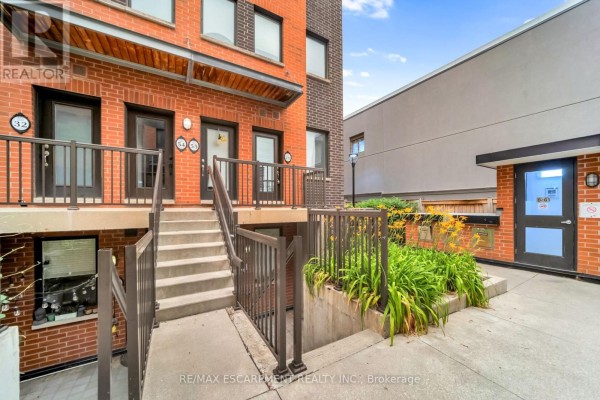 29 - 869 Wilson Avenue, Toronto, ON M3K0A4 Photo 5