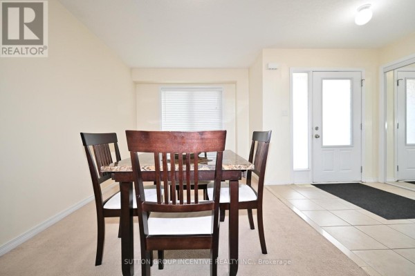 Laundry room - 29 - 90 Sovereign's Gate, Barrie, ON L4N0Y9 Photo 4