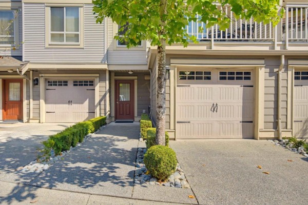 29 19560 68 Avenue, Surrey, BC V4N5Y5 Photo 3