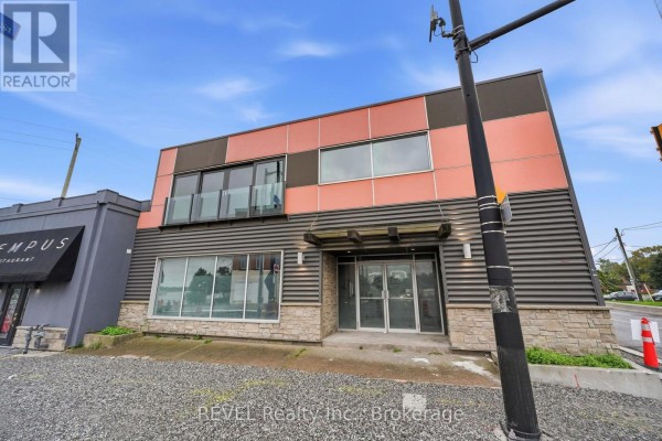 Commercial for rent at 29-31 West Main Street, Welland, ON - MLS® y7994p