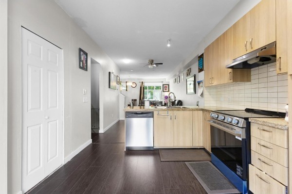 29 31125 Westridge Place, Abbotsford, BC V2T0B9 Photo 4