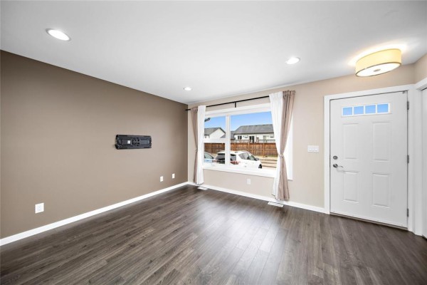 29 740 Traverse Road, Ste Anne, MB, photo 2