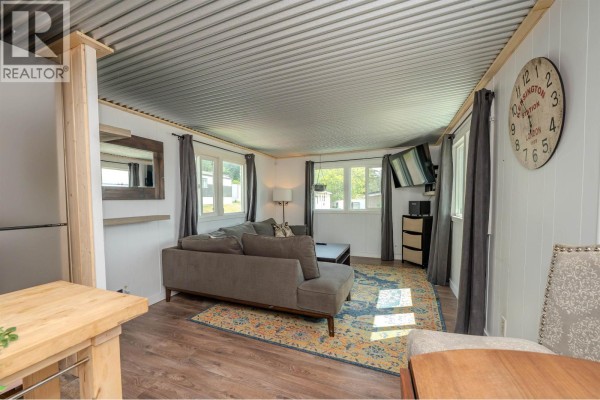 29 770 N 11th Avenue, Williams Lake, BC V2G2M4 Photo 5