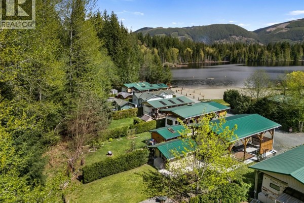 29 8631 South Shore Rd, Lake Cowichan, BC, photo 2