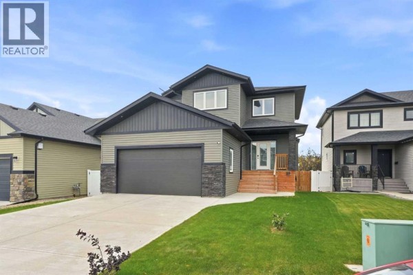 Foyer - 29 Alderwood Close, Blackfalds, AB T4M0L9 Photo 3