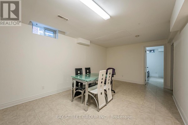29 Ashmore Crescent, Markham, ON L3R6T8 Photo 5