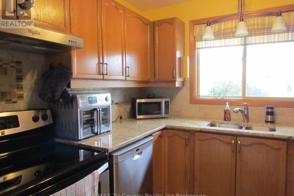 Primary Bedroom - 29 Beckett Boulevard, Tillsonburg, ON N4G5N1 Photo 5