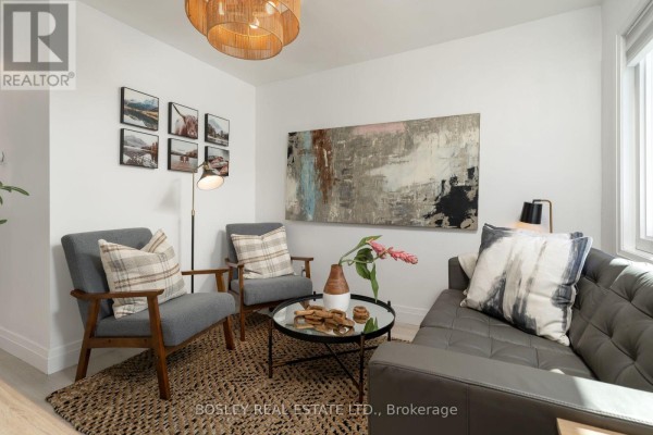 Bedroom 2 - 29 Blakley Avenue, Toronto, ON M6N3Y4 Photo 4